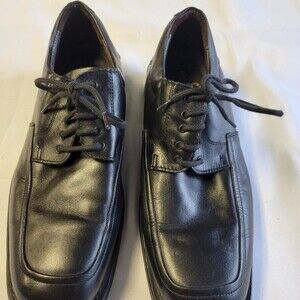Bill Blass Black Shoes